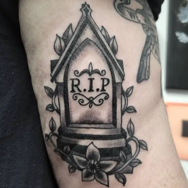 25 Wonderful Headstone Tattoos For Mortality Believers Tattoo Twist